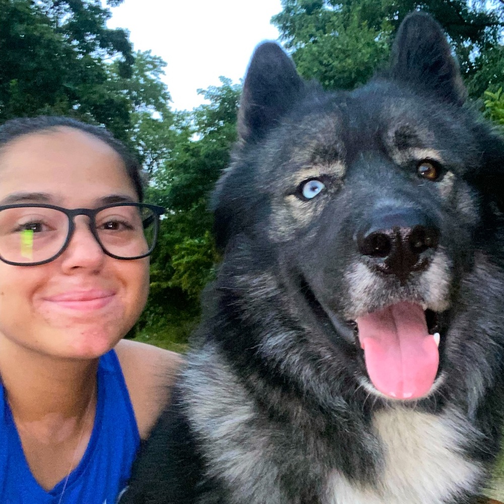 Meet your Posher, Noelia